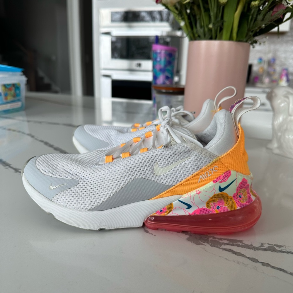 Nike AirMax 270
